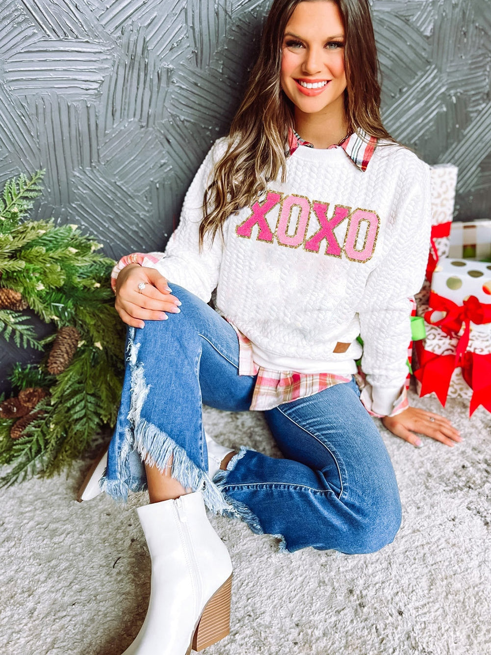 XOXO White Glitter Cable Knit Pullover Sweater