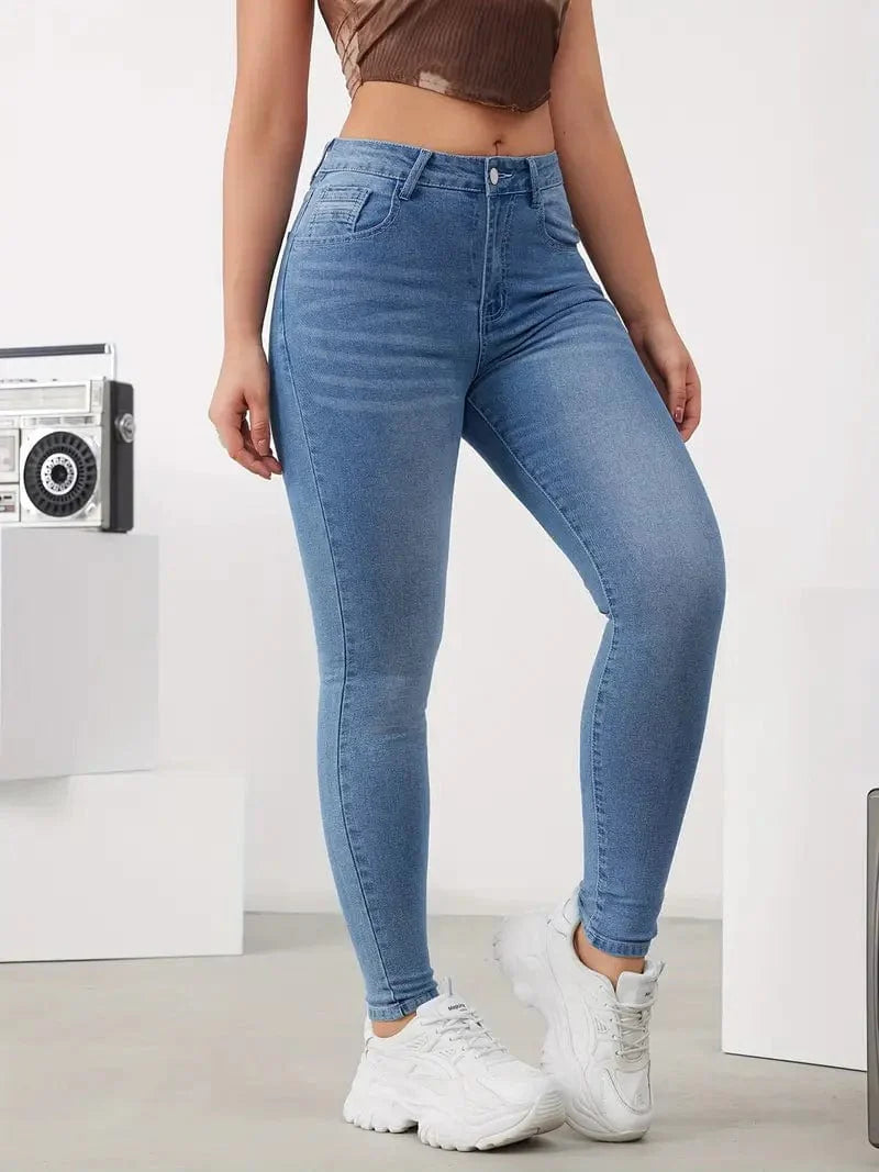 Form-Fitting Slender Skinny Jeans with Stretchy Slant Pockets, Women's Denim Jeans & Apparel