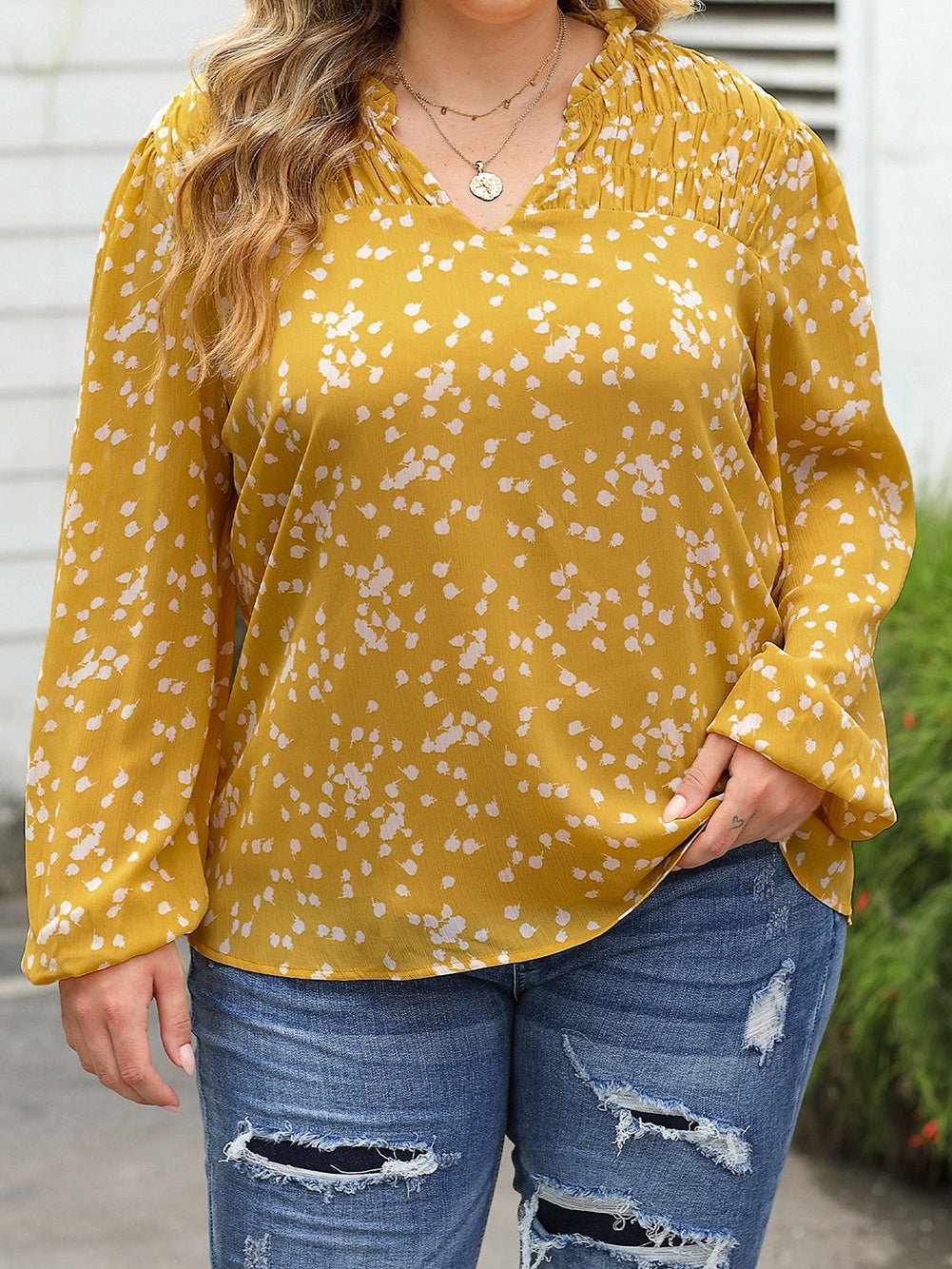 Yellow Plus Size Floral Print Ruched Split Neck Blouse