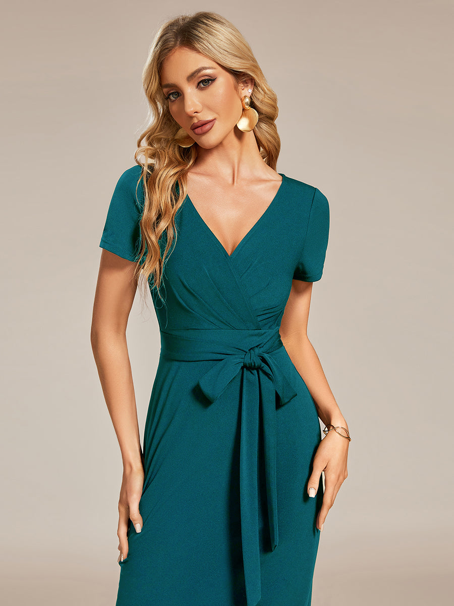 Deep V Neck Short Sleeve Wholesale Cocktail Dresses With Belt