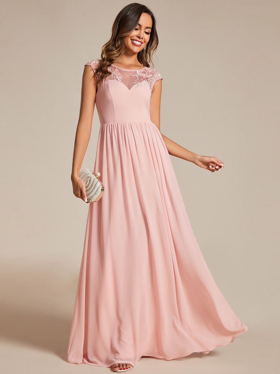 Graceful Chiffon Evening Gown with Cap Sleeves and Shoulder Applique
