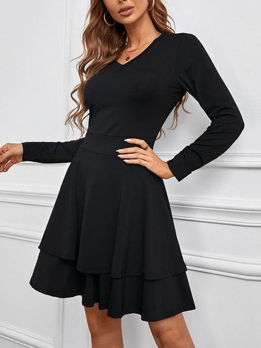 Chic and Classy V-Neck Cake Dress with Long Sleeves and Slim Waist