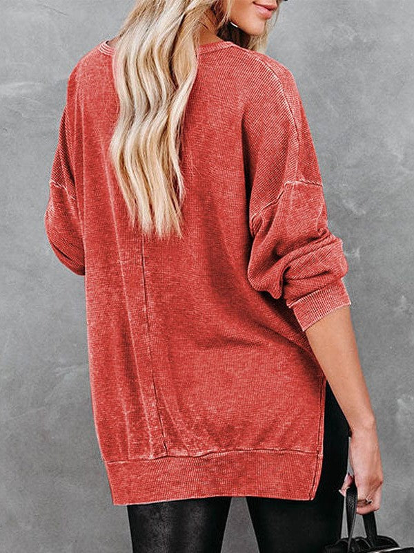 Versatile Loose-Fit Women's Waffle Knit Pullover with Long Sleeves and Side Slit