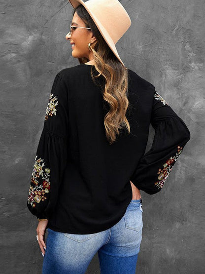 Embroidered Green and Black Sweater with Lantern Sleeves