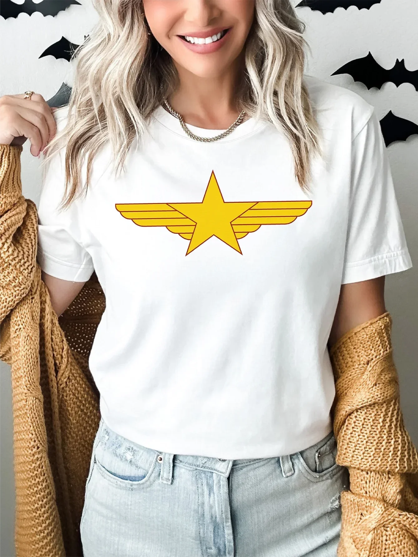 Youthful Classic Golden Star and Wings Print T-shirt Short Sleeve Crew Neck Casual Top For Summer & Spring Women's Clothing