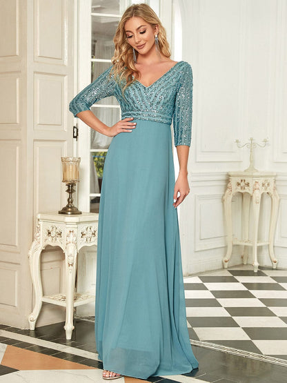 Chic A-Line Evening Dress with Sequin Detail and 3/4 Sleeves