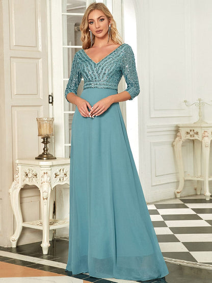 Chic A-Line Evening Dress with Sequin Detail and 3/4 Sleeves