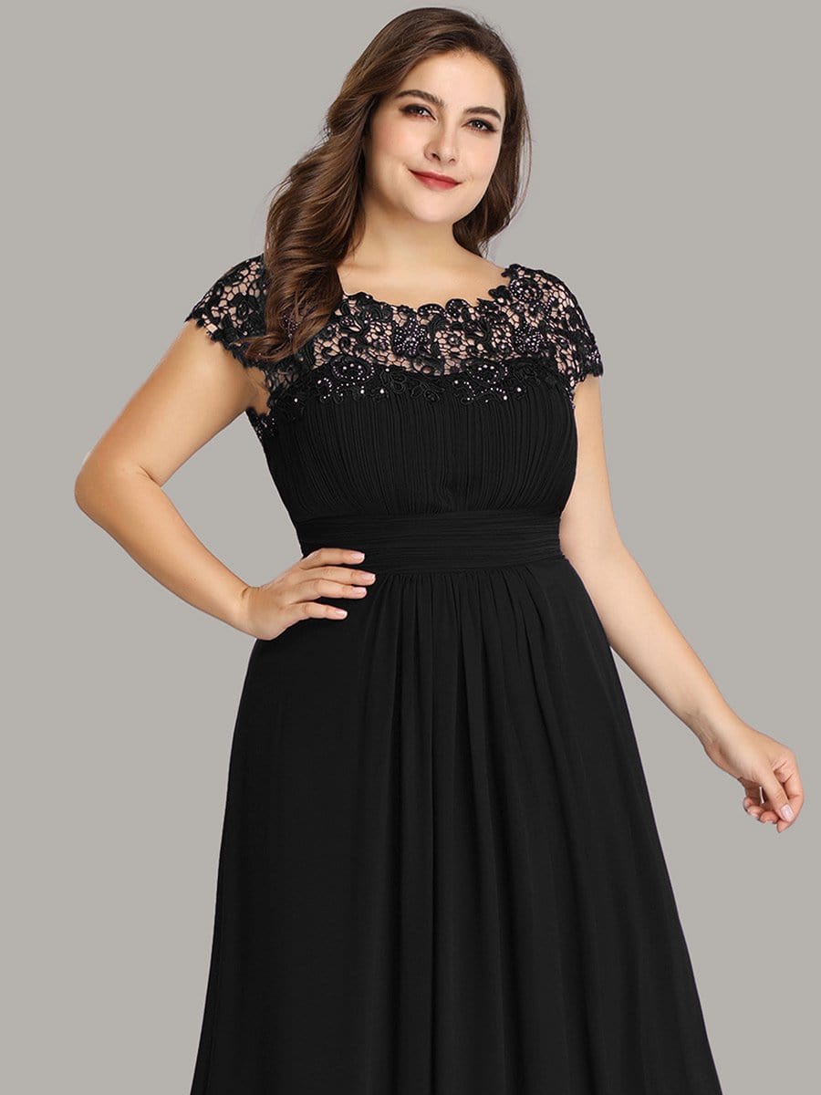 Elegant Lace Cap Sleeve Chiffon Evening Gown with Ruched Detail