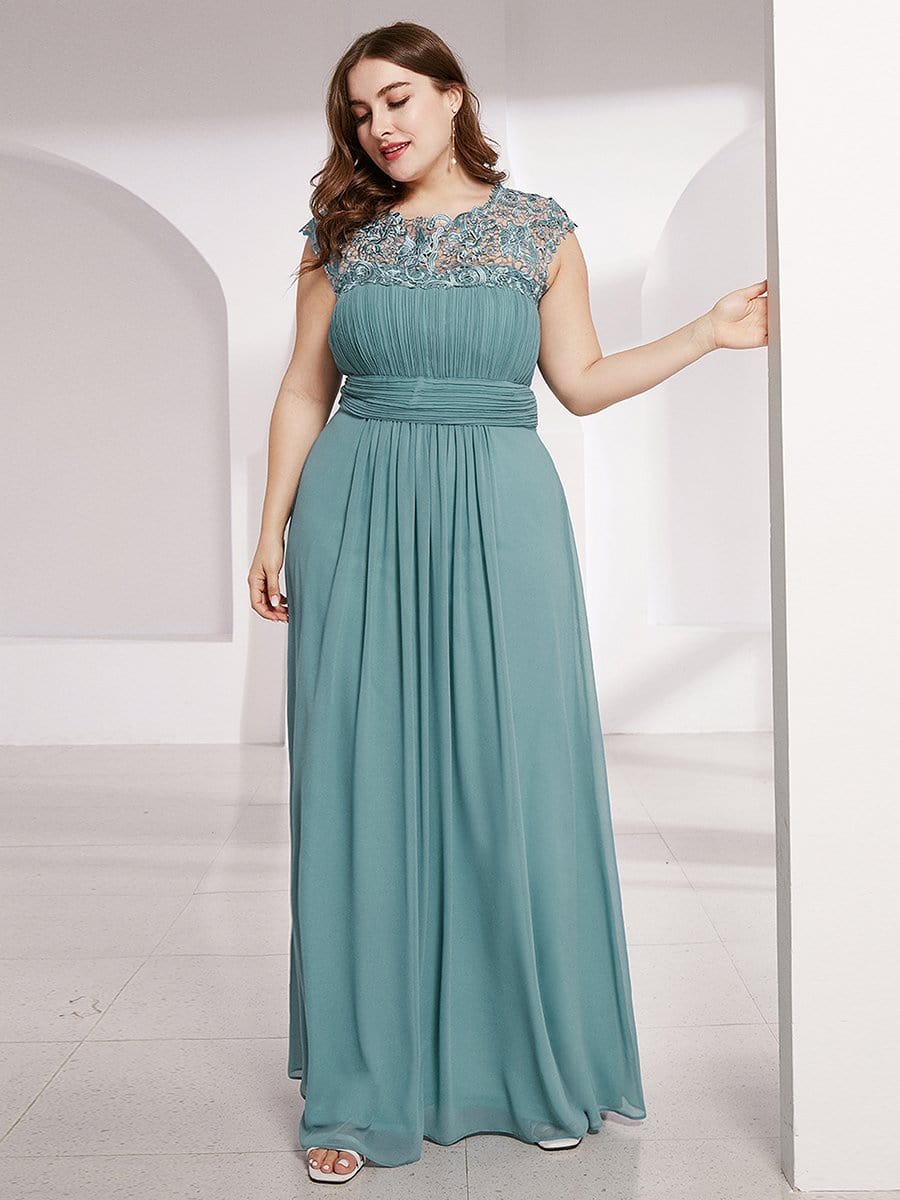 Elegant Lace Cap Sleeve Chiffon Evening Gown with Ruched Detail