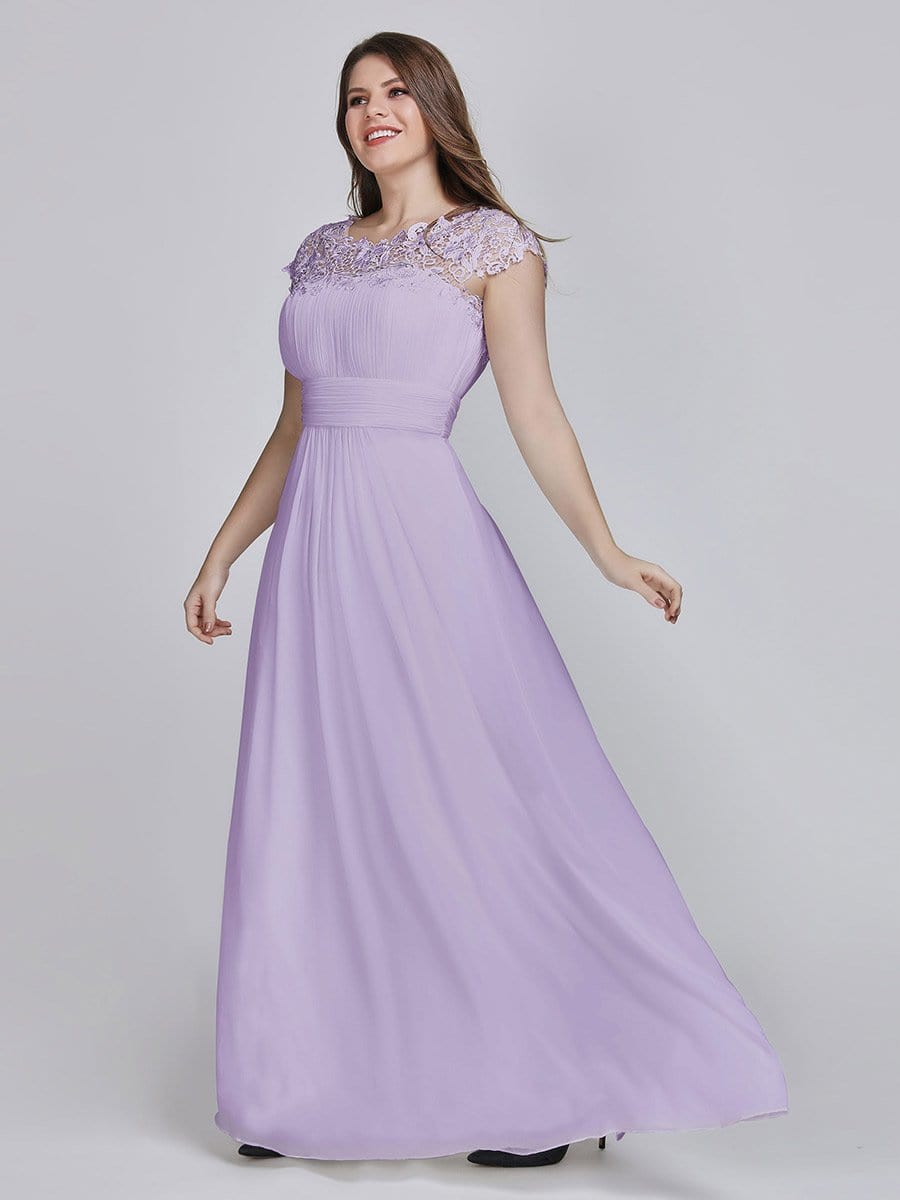 Elegant Lace Cap Sleeve Chiffon Evening Gown with Ruched Detail