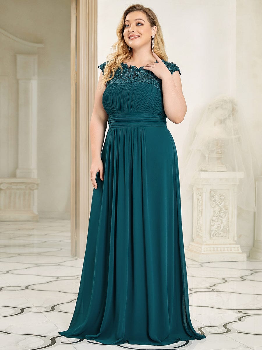 Elegant Lace Cap Sleeve Chiffon Evening Gown with Ruched Detail