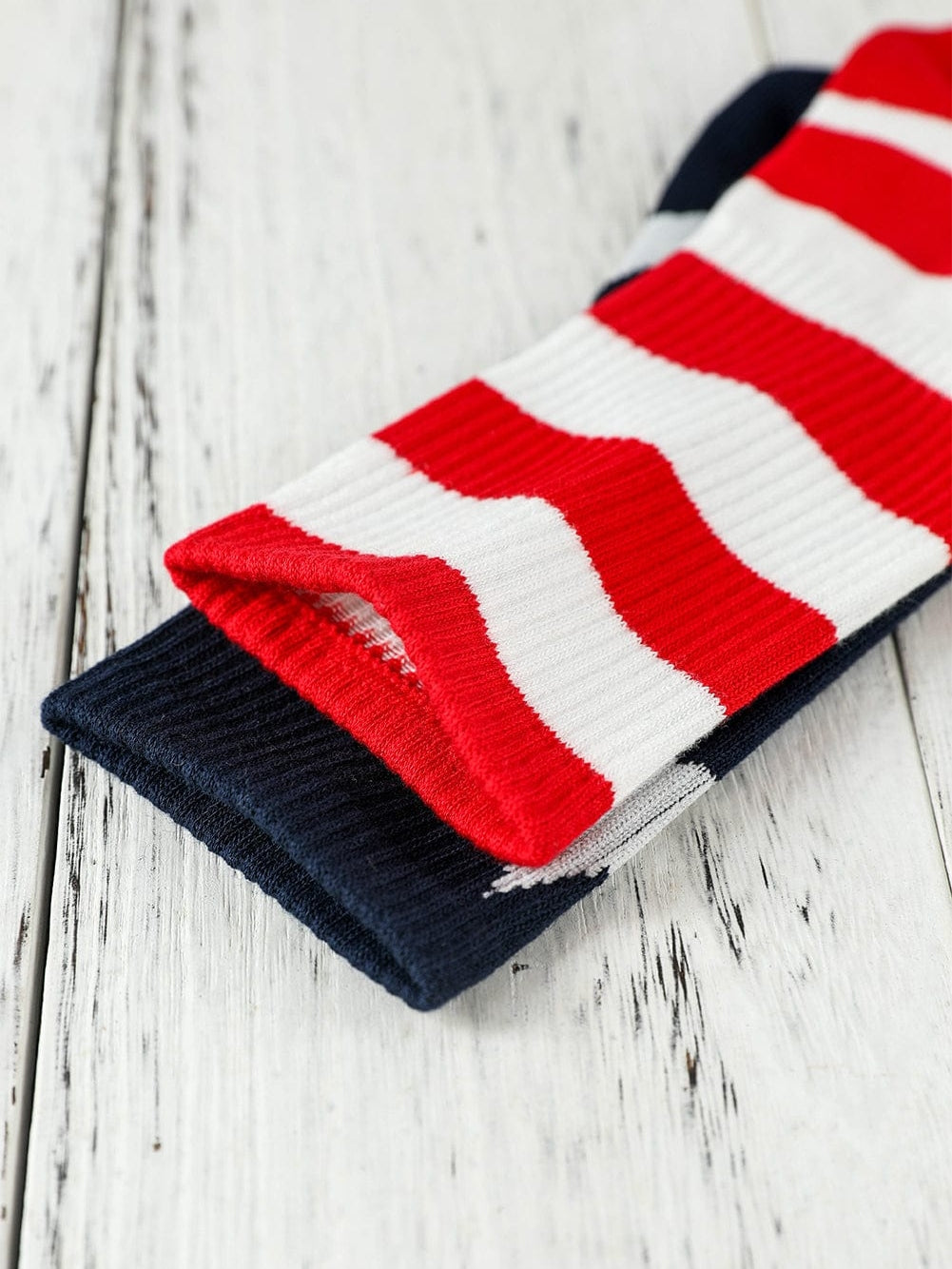 Fiery Red USA Star and Striped Pattern Crew Socks