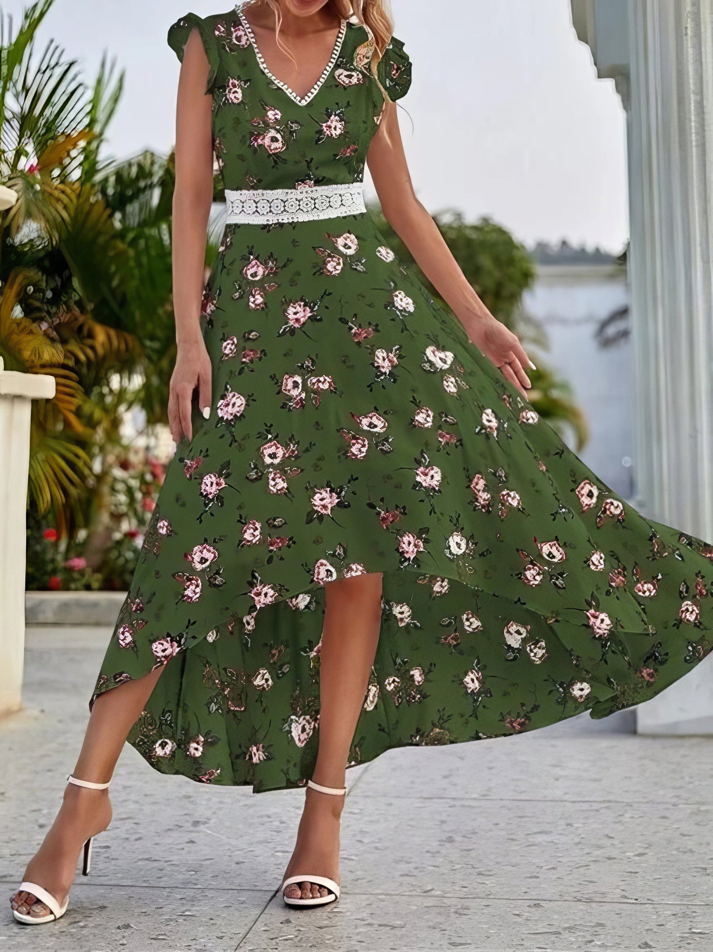 Floral Print V-Neck Sleeveless Dress