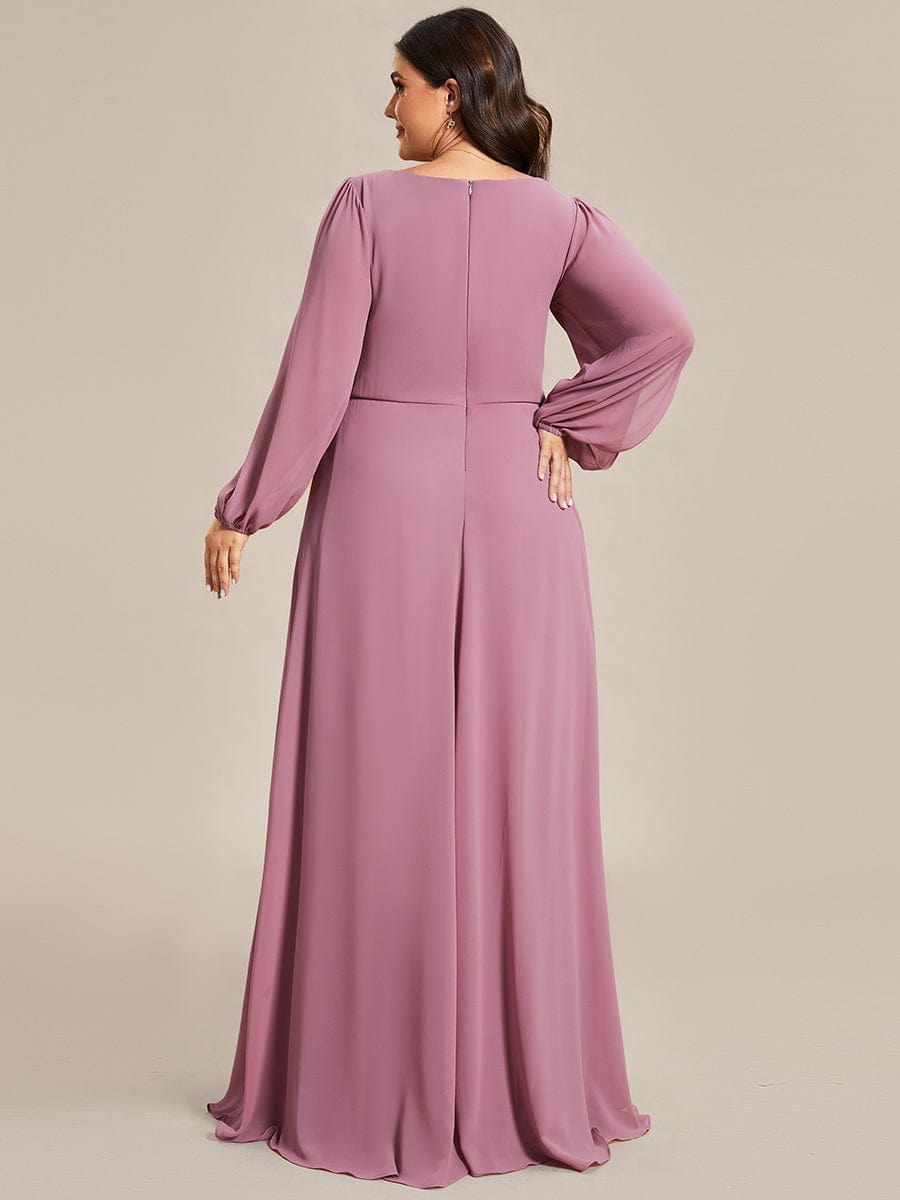 Elegant Chiffon Evening Gown for Plus Size Women with Lantern Sleeves