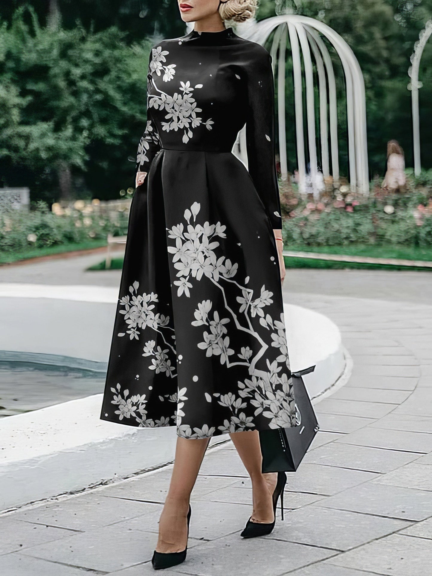 Long Sleeve Fitted Printed Midi Dress