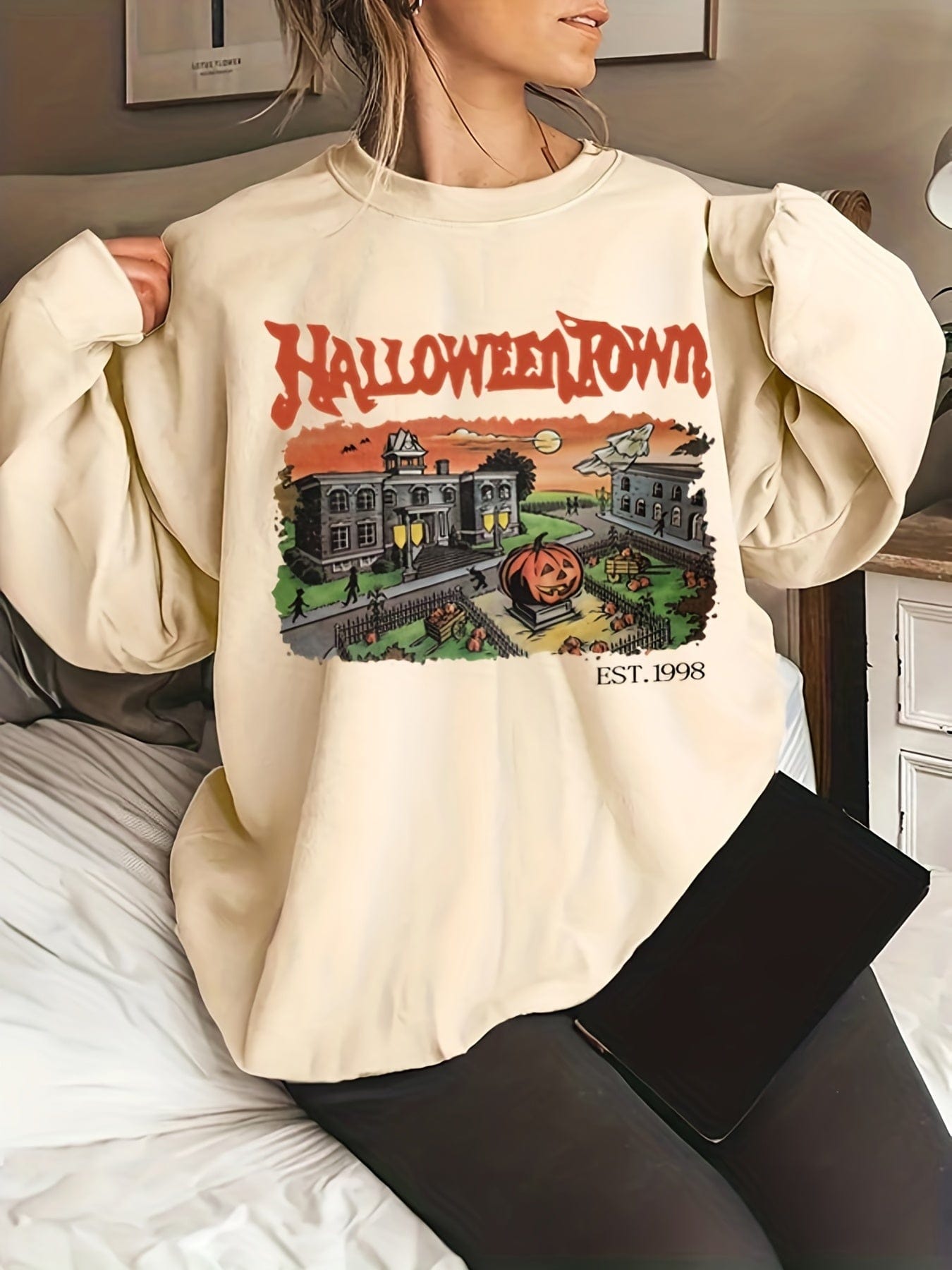 Stylish Plus Size Halloween Graphic Print Sweatshirt for Women