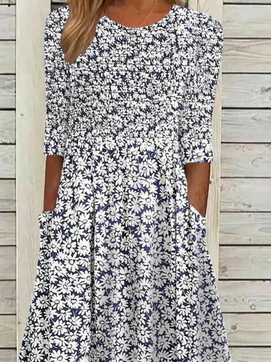 Feminine Floral Print Ruched Midi Dress with Half Sleeves