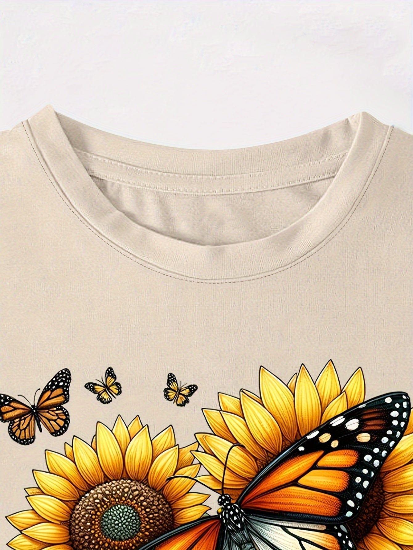 Sunflower and Butterfly Graphic Tee, Women's Casual Crew Neck Short Sleeve Shirt for Spring and Summer