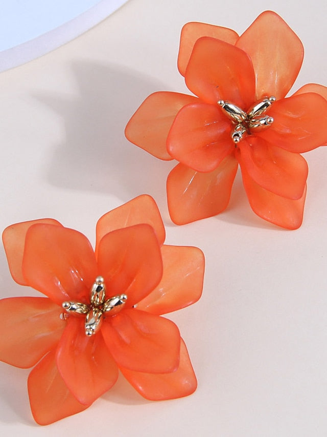 Elegant Resin Petal Stud Earrings for Women - Fashionable Jewelry for Every Occasion