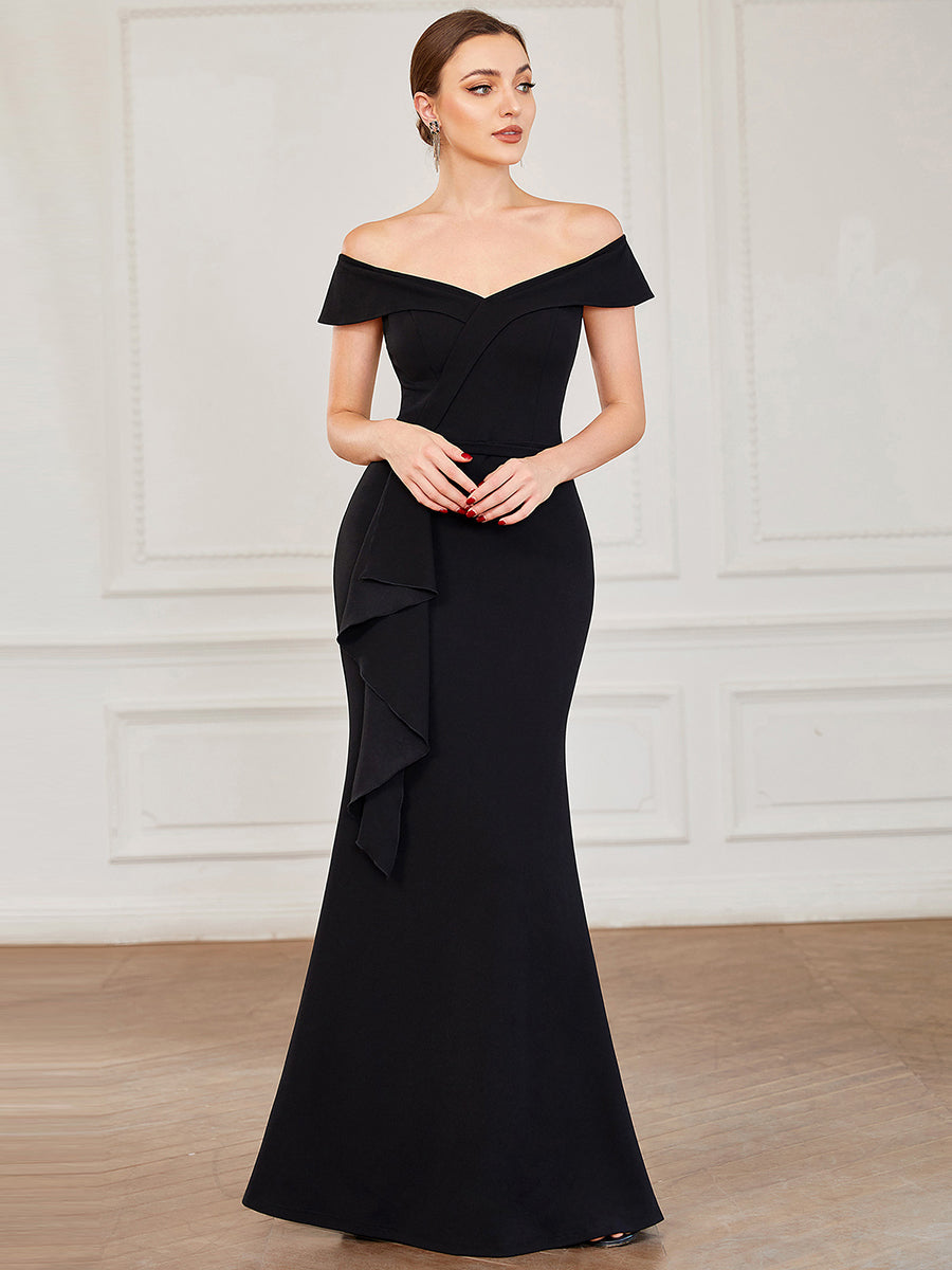 Elegant Strapless A-Line Evening Gown with Off-Shoulder Detail