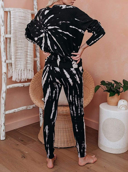 Comfortable Tie-dye Loungewear Set with Elastic Pajamas and T-shirt