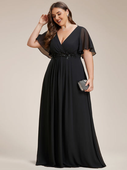 Elegant Lace V-Neck Pleated Bridesmaid Dresses in Wholesale