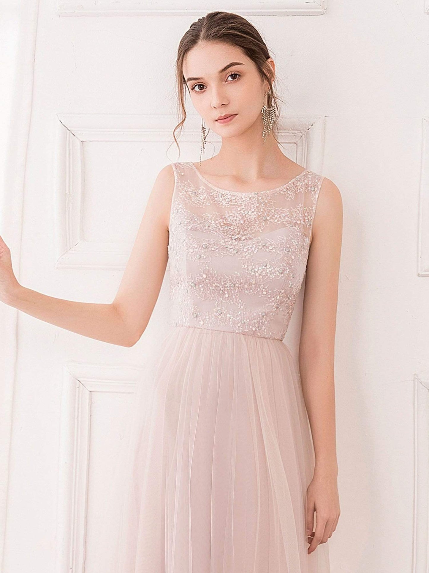 Romantic A-Line O-Neck Embroidery Tulle Bridesmaid Dress EP00740