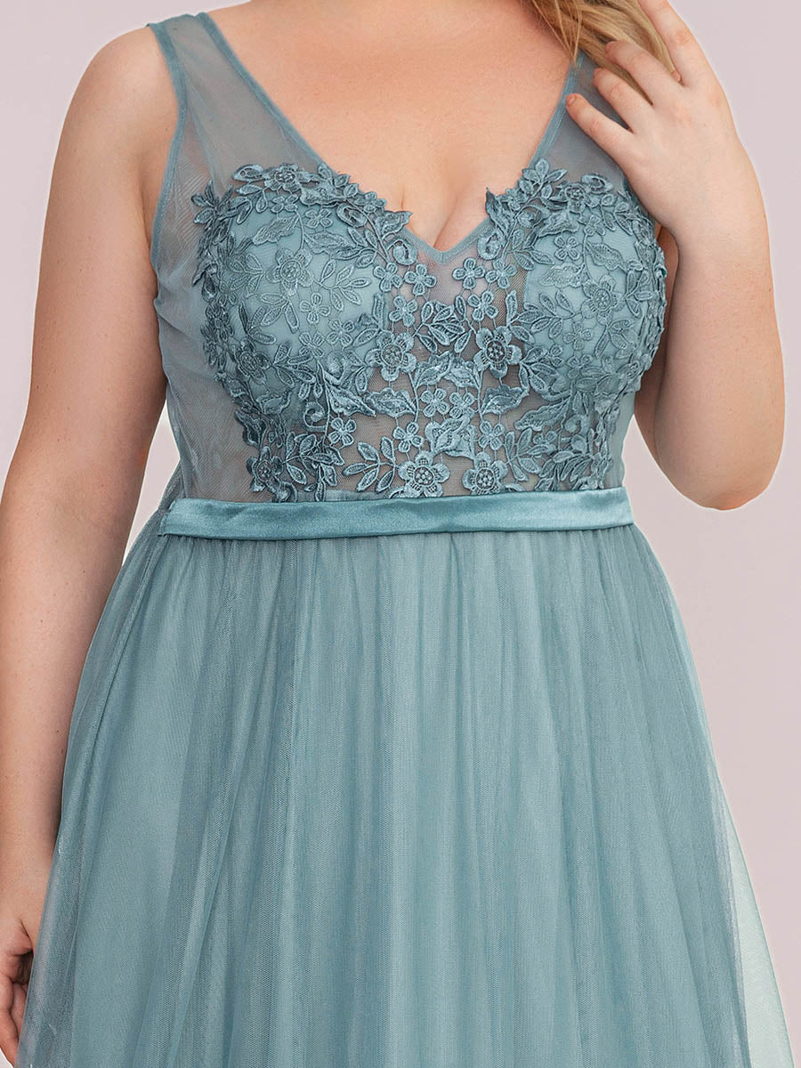 Floral Lace Applique V-Neck Plus Size Bridesmaid Gown