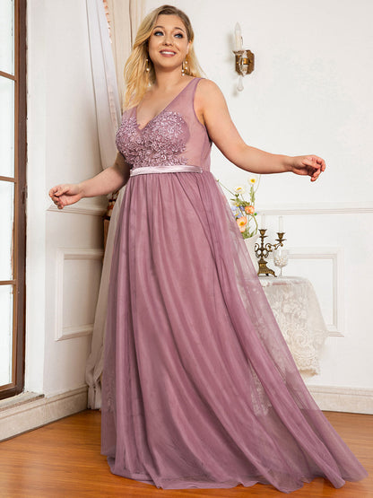 Plus Size A-Line Floral Lace Appliques Wholesale Bridesmaid Dress