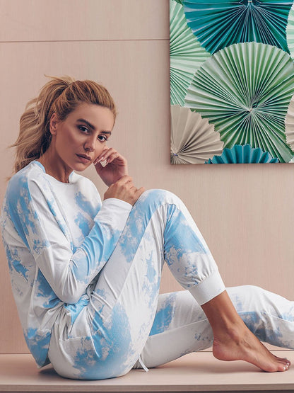 Comfortable Tie-dye Loungewear Set with Elastic Pajamas and T-shirt