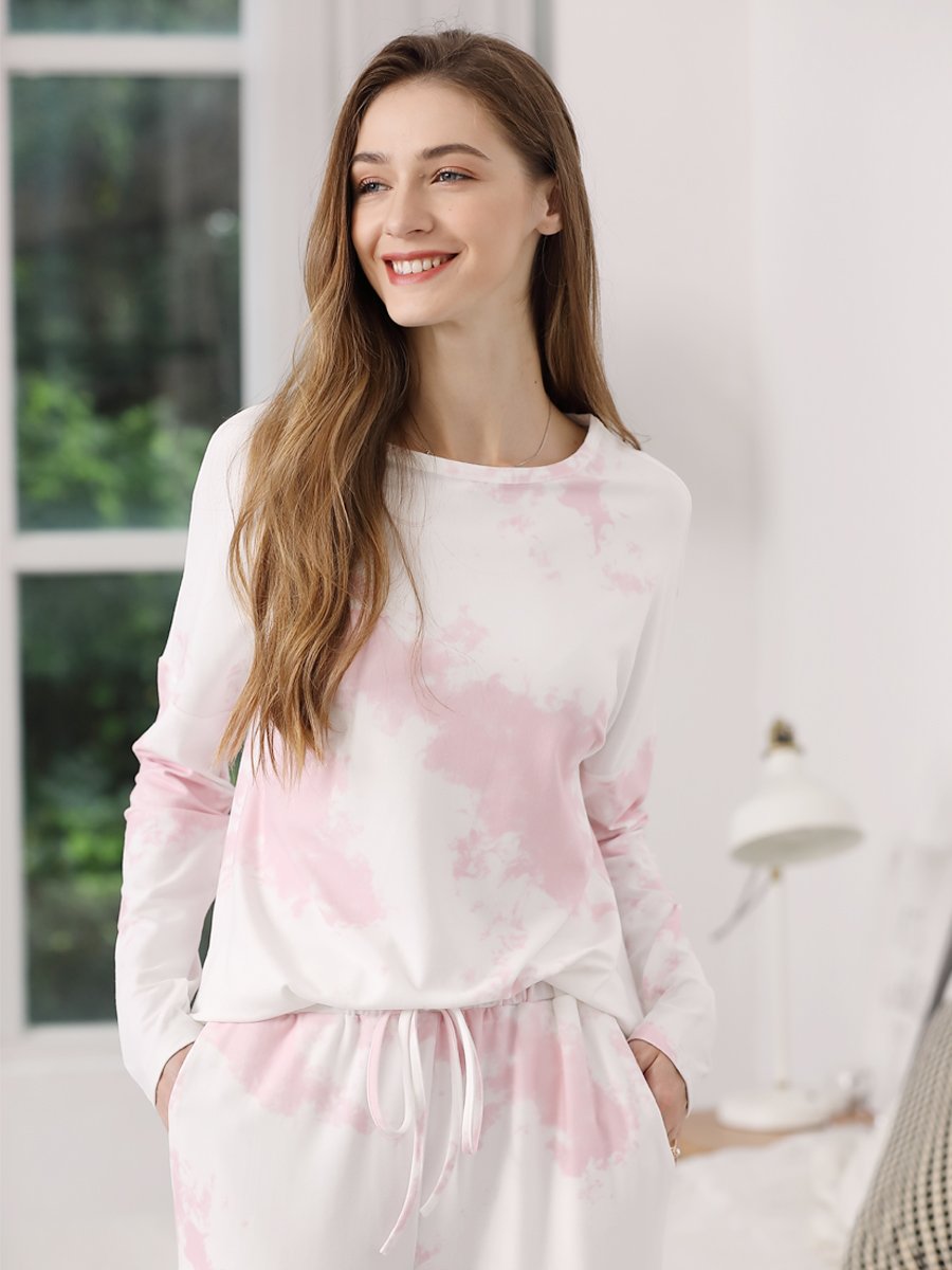 Comfortable Tie-dye Loungewear Set with Elastic Pajamas and T-shirt