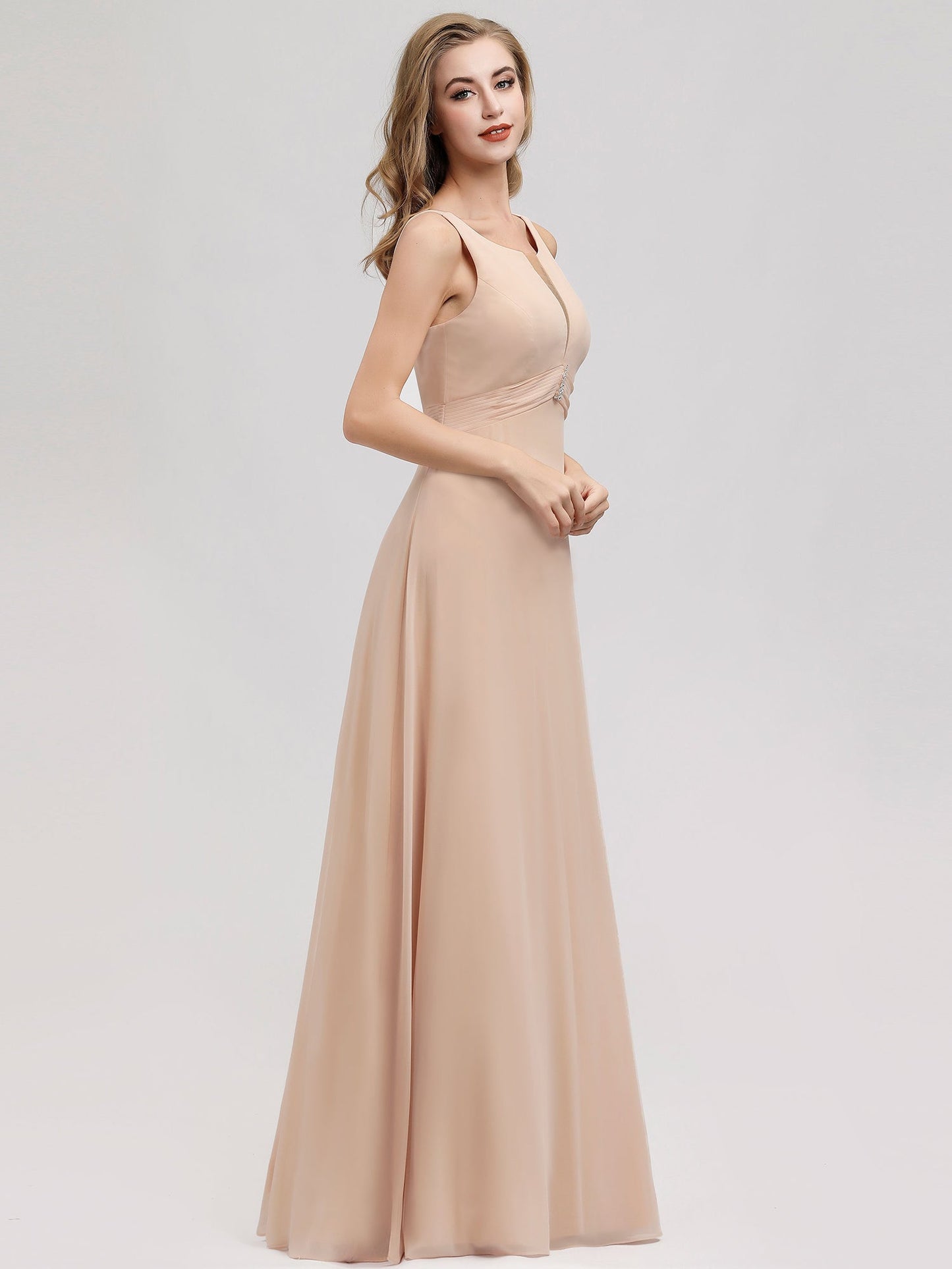 Chic Sleeveless Women's Bridesmaid Gowns