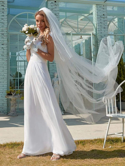 Plain Pleated Chiffon Wholesale Wedding Dress with Lace Decorations