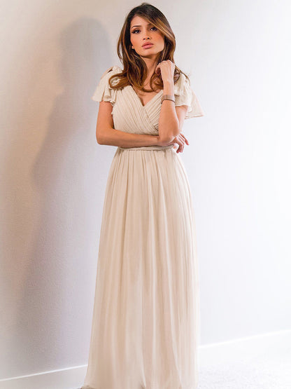 Graceful Evening Dress with Flowy Ruffled Sleeves